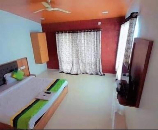Interior, Hotel green crystal, Satara