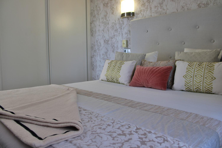 Bedroom 3, Hotel Marola, Pontevedra