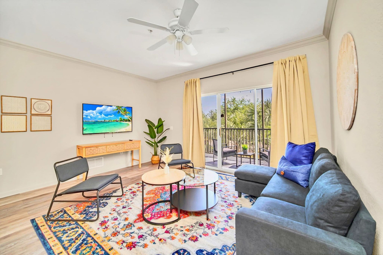 Room 4, Family-friendly Condo With Pool, Hot Tub & Sauna, Orange
