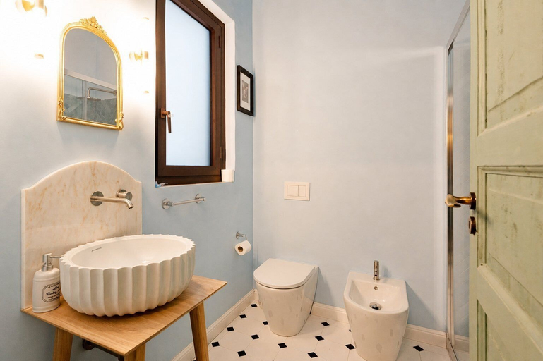 Bathroom 4, Le Stanze di Monserrato, Catania