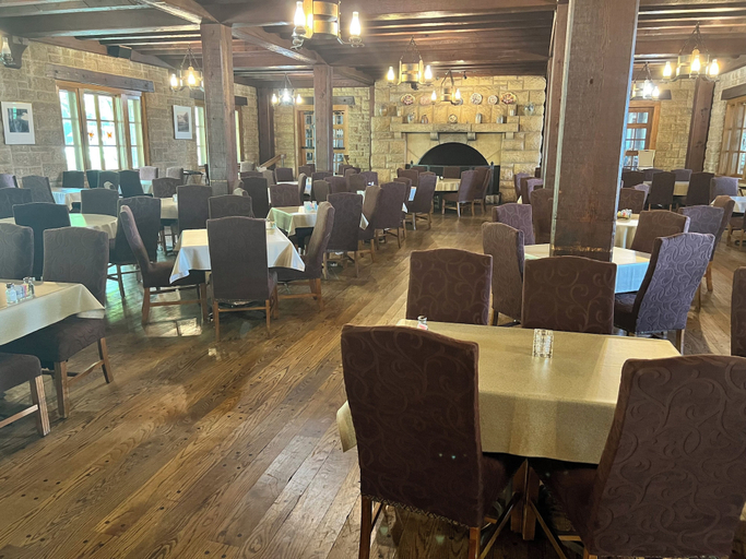Food & Drinks 5, Pere Marquette Lodge & Conference Ctr., Jerseyville
