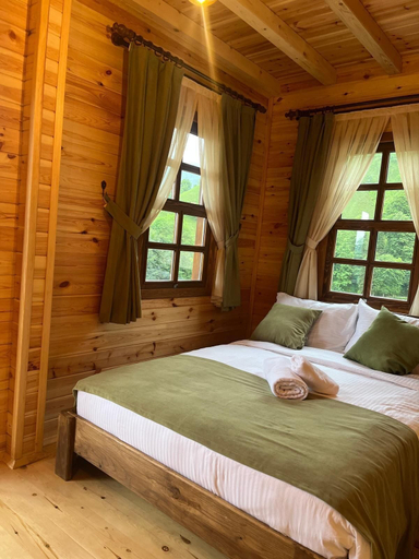 Room 3, Derya Dağ Evi, Ardeşen