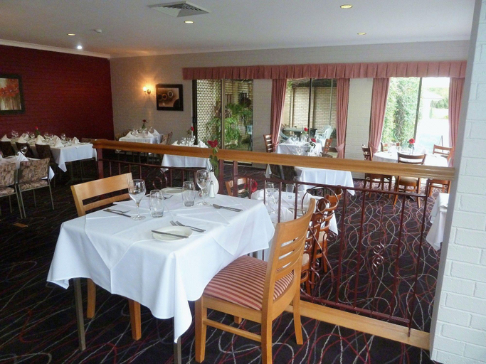 Food & Drinks 5, The Aston Motel - Tamworth, Tamworth Regional - Pt A