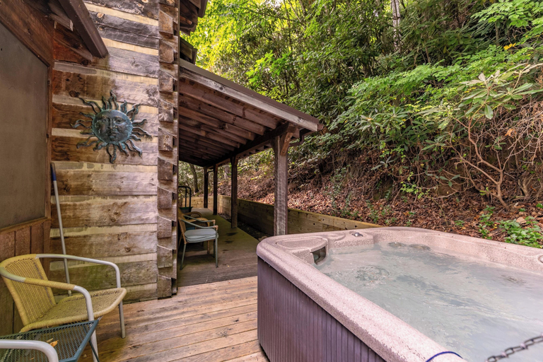 Interior 3, Daniel Boone Lodge, Watauga