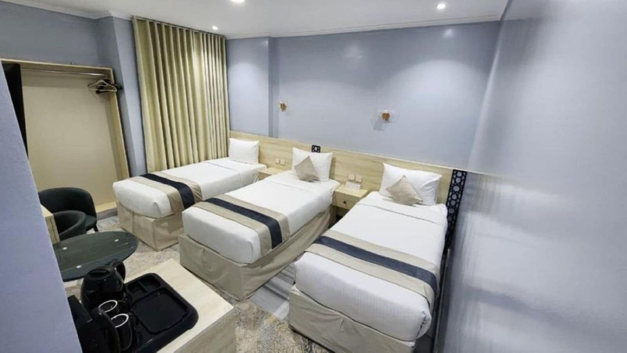 Room 4, Manazil Rud, Makkah