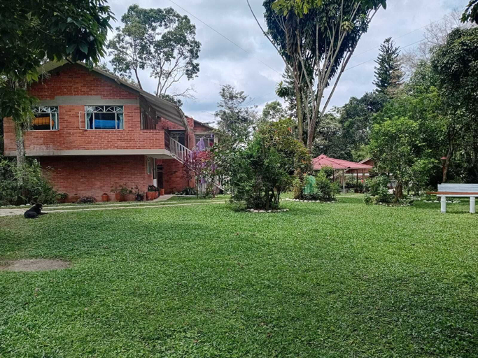 Exterior 3, Touristic House Chalet Luna Verde, Sasaima