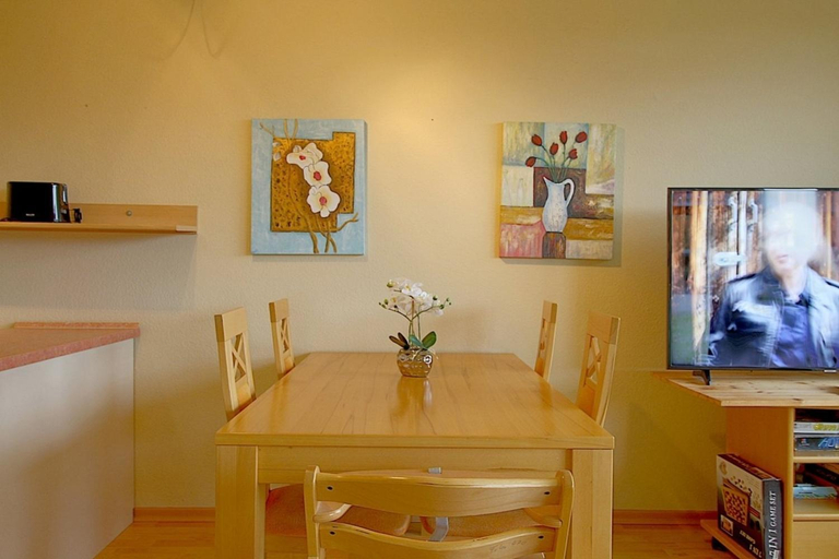Others 2, Apartment 470, Goslar