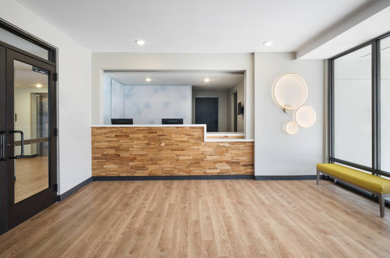 2, Echo Suites Extended Stay by Wyndham Middleburg, Clay
