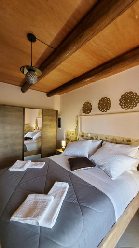 Bedroom 2, Villa Momentum με θεα,Πισινα, ανεξαρτητοι χωροι, Crete
