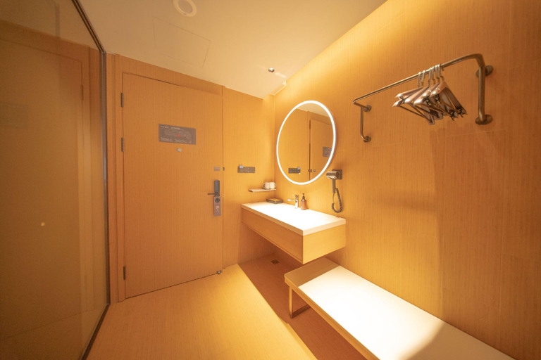 Bathroom 3, Ji Hotel Meihekou Renmin Avenue, Tonghua