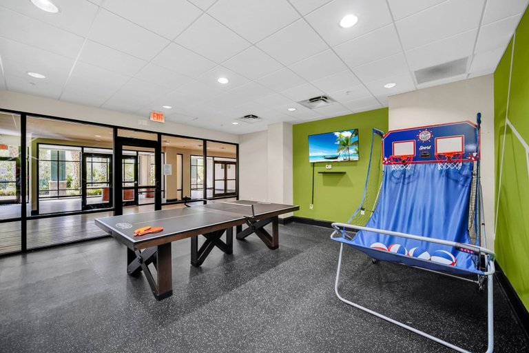 Room 4, Modern Pet-friendly 2BR Condo6 Mins From Disney, Orange