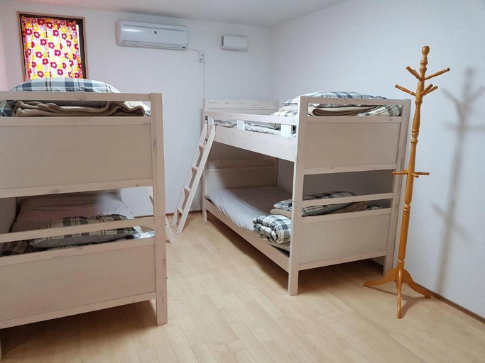 Bedroom 4, Midori Guesthouse&Hostel, Tsushima