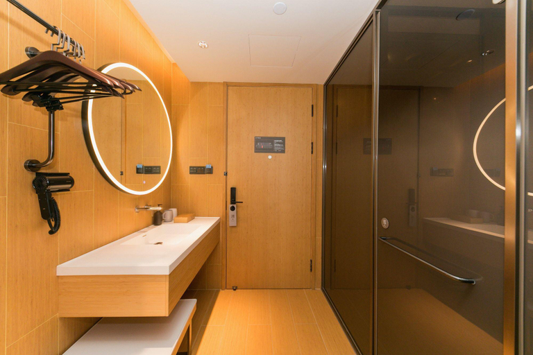 Bathroom 4, Ji Hotel Nanjing Commercial Building, Nanjing