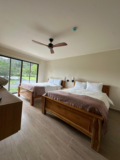 Bedroom 3, Hotel Campestre, Antón