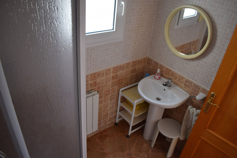 Room 2, At160 in Oliva With 2 Bedrooms and 2 Bathrooms, Valencia