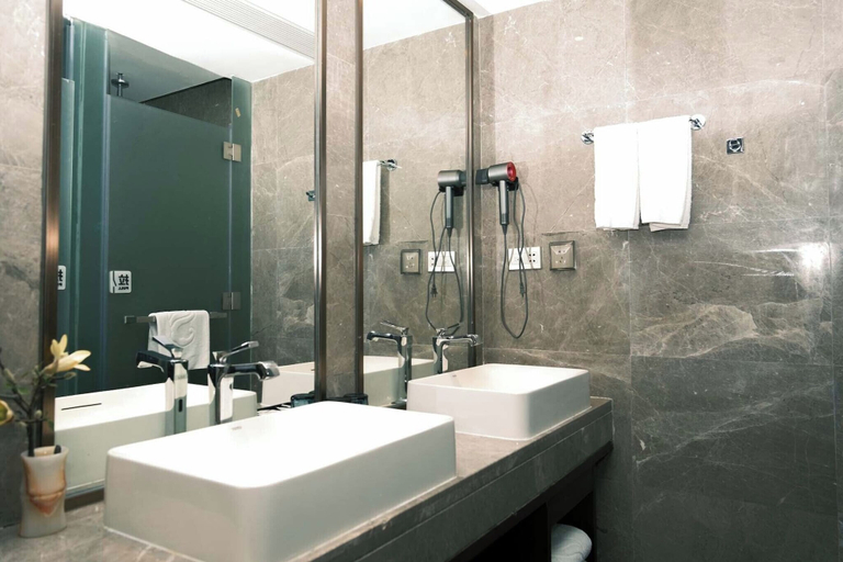 Bathroom 4, Bantianyun Coast Resort, Shenzhen