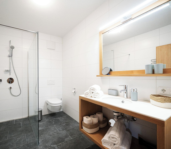 Bathroom 3, Landhaus Damüls, Bregenz