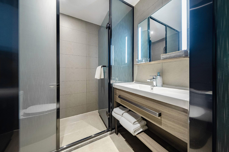 Bathroom 3, Hanting Hotel (Kunming Chenggong), Kunming