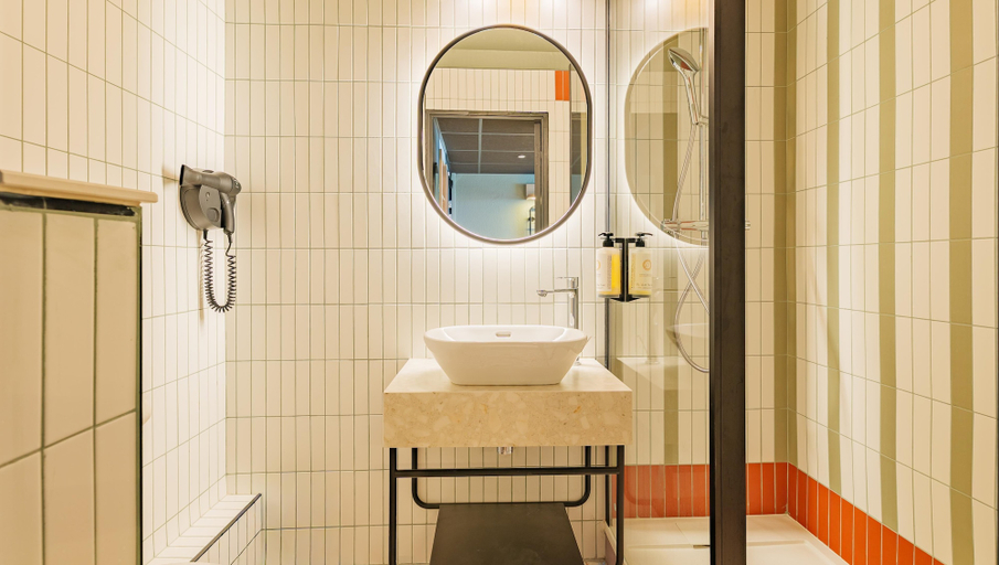 Bathroom 4, Tulip Hotels & Residences – Marne-la-Vallee Torcy, Seine-et-Marne