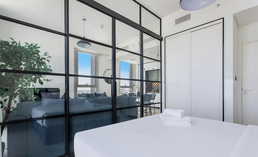 Room 4, Collective 2.0 Dubai Hills | Host & Stay, Dubai