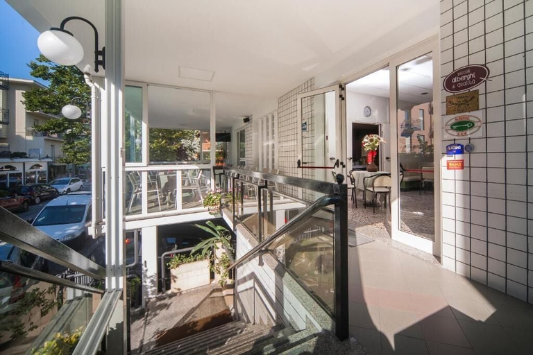 Property grounds, Hotel Latini, Rimini