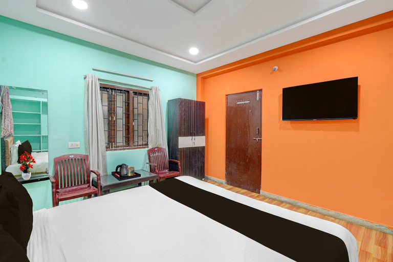 Room 5, Classic S Grand Residency, Ranga Reddy