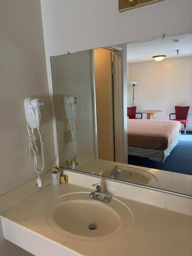 Room 2, Townhouse Motel, Los Angeles