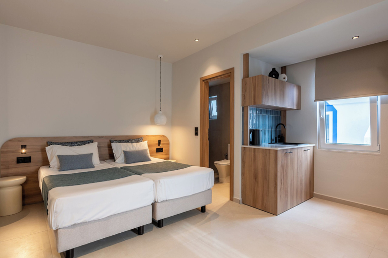 Bedroom 4, Psaras Apartments, Crete