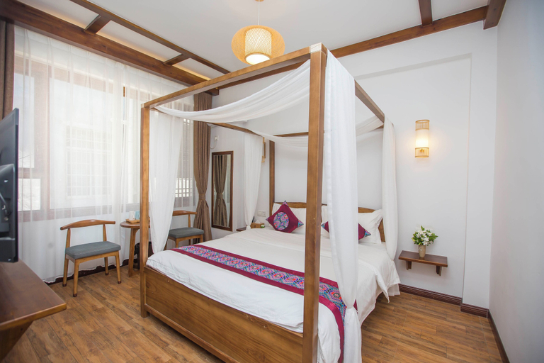 Room 5, zhangjiaije hexi inn, Zhangjiajie