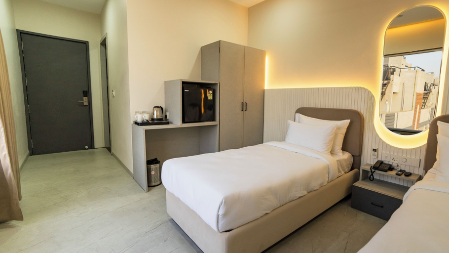 Room 2, Hotel Pinaki Inn, Ujjain