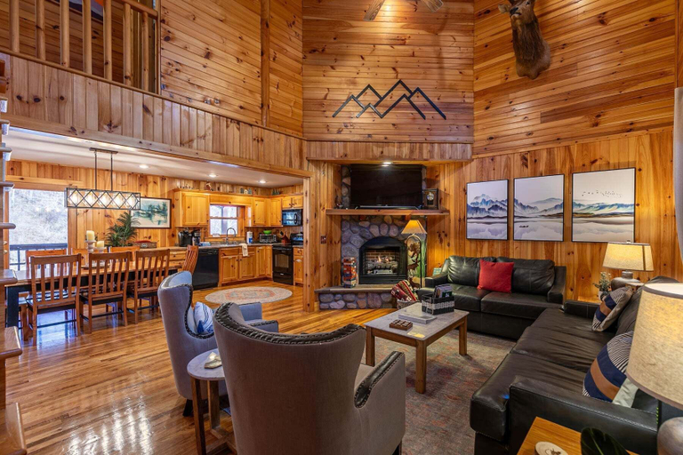Food & Drinks, Riverbend Retreat, Ashe