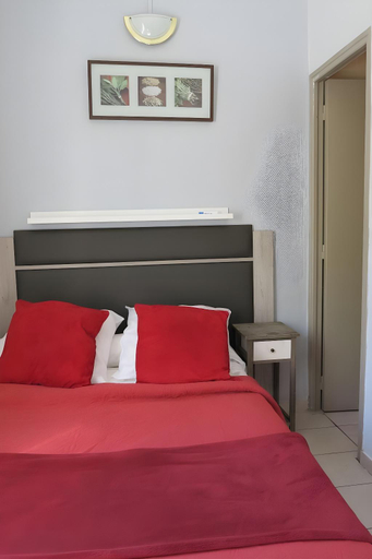 Bedroom 4, Hotel Ariana, Bouches-du-Rhône