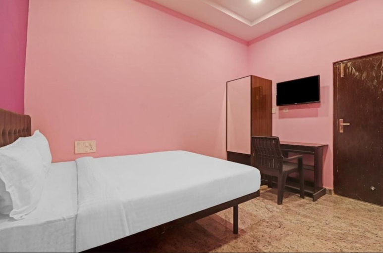 Bedroom 5, Goroomgo Ganesh Plaza bhadrak, Bhadrak