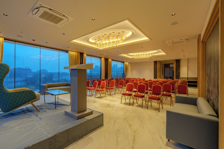 Interior, The Magnetica, Surat