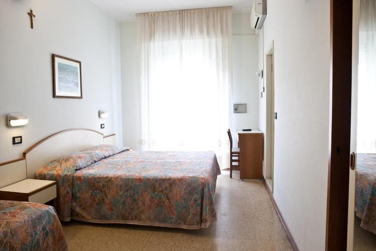 Room 3, Hotel Latini, Rimini