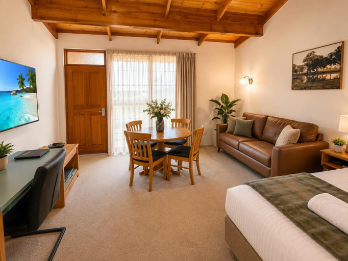 Others 5, Coonawarra Place Motor Inn, Wattle Range - East
