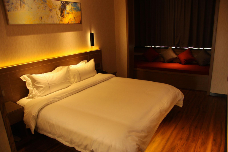 Bedroom 2, Starway Hotel Zibo Railway Station Liuquan Road, Zibo