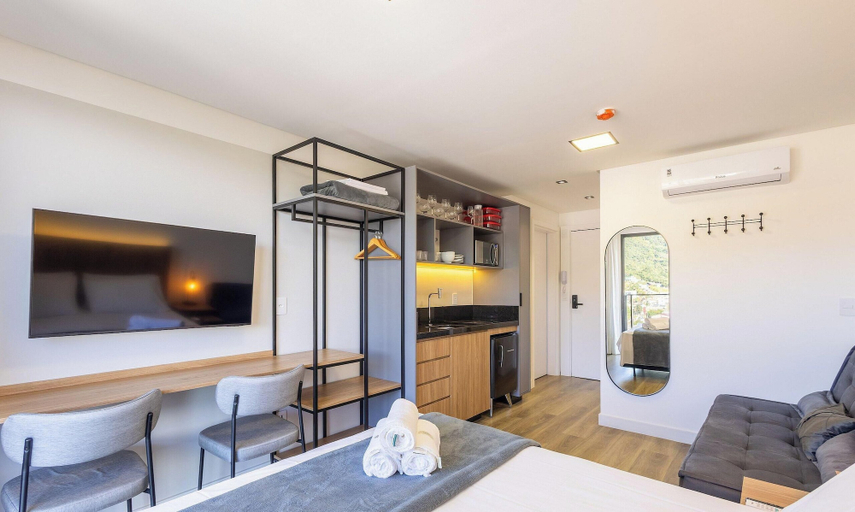 Others 2, Studios With Side Sea View at Penha Spot PSO - L, Penha