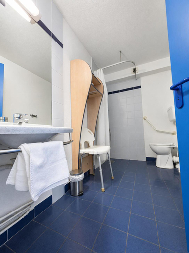 Bathroom 2, Hotel Dom Le Breton - Nantes Beaujoire, Porte de Sainte-Luce, Loire-Atlantique