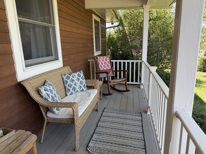 Property grounds, The Gathering Place 4 Bedroom Home, Montrose