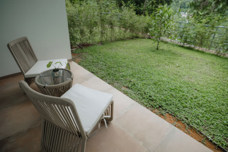Terrace/patio, Mountree Munnar by Kondody Hotels, Idukki
