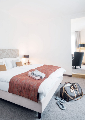 Bedroom 5, Hotel Bad Schauenburg, Liestal