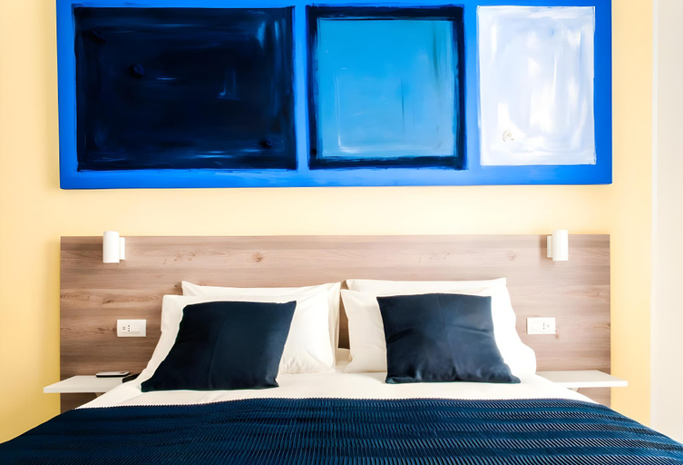 Bedroom 3, Demi Rooms, Napoli