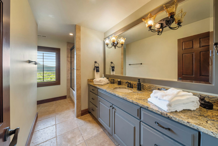 Interior 5, Overlook at Wilderness Trail, Avery