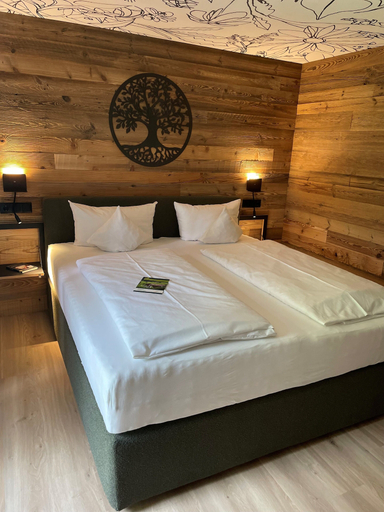 Bedroom 4, Alpenhotel Sonneck, Oberallgäu