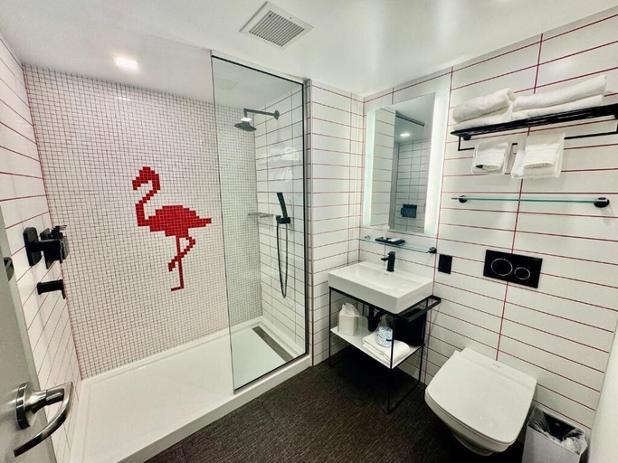 Bathroom 3, Kompose Boutique Hotel Miami Airport, Miami-Dade