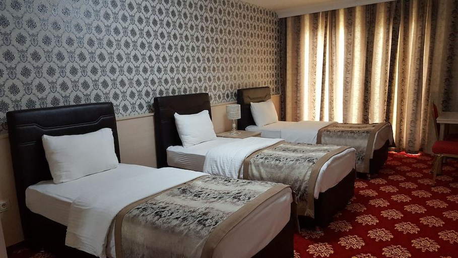 Bedroom 4, Cakici Hotel, Uzunköprü