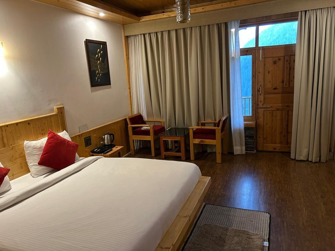 Room 3, Echor Mountain Crest Jibhi, Kullu