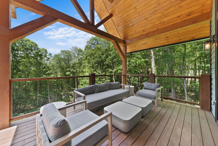 Interior 5, Boulder Springs Lodge at Eagles Nest, Avery