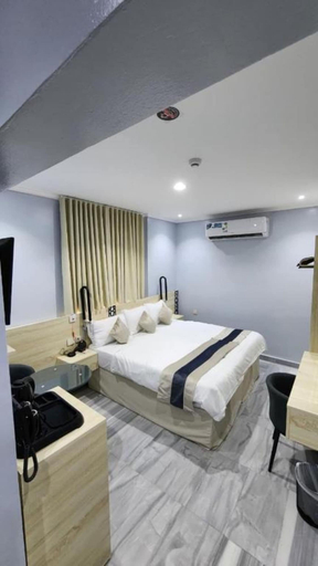 Room 2, Manazil Rud, Makkah